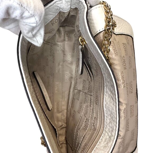 Michael Kors Hamilton small leather flap shoulder bag in white/vanilla - Picture 7 of 7